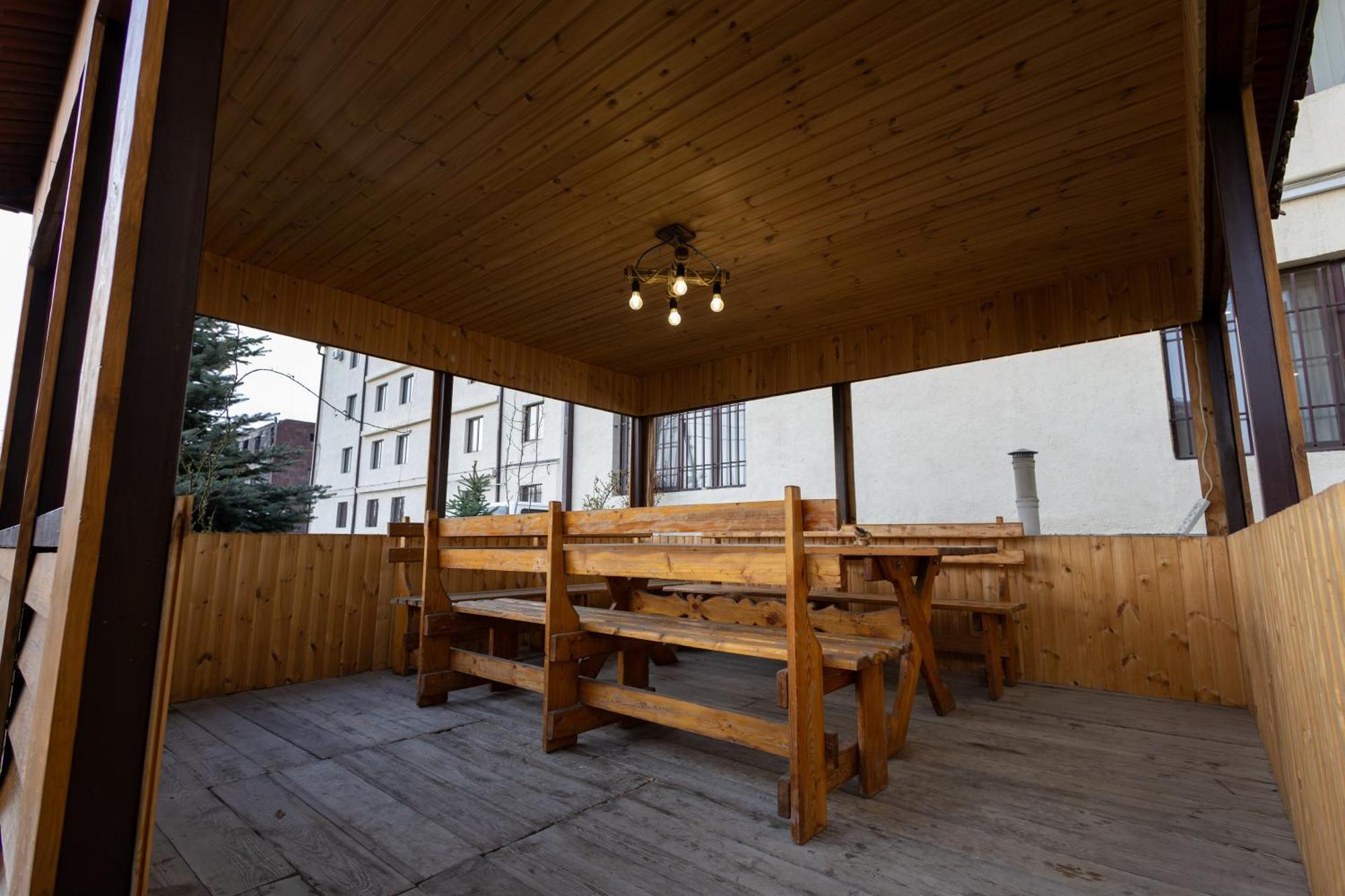 Gyumri Hotel Екстер'єр фото