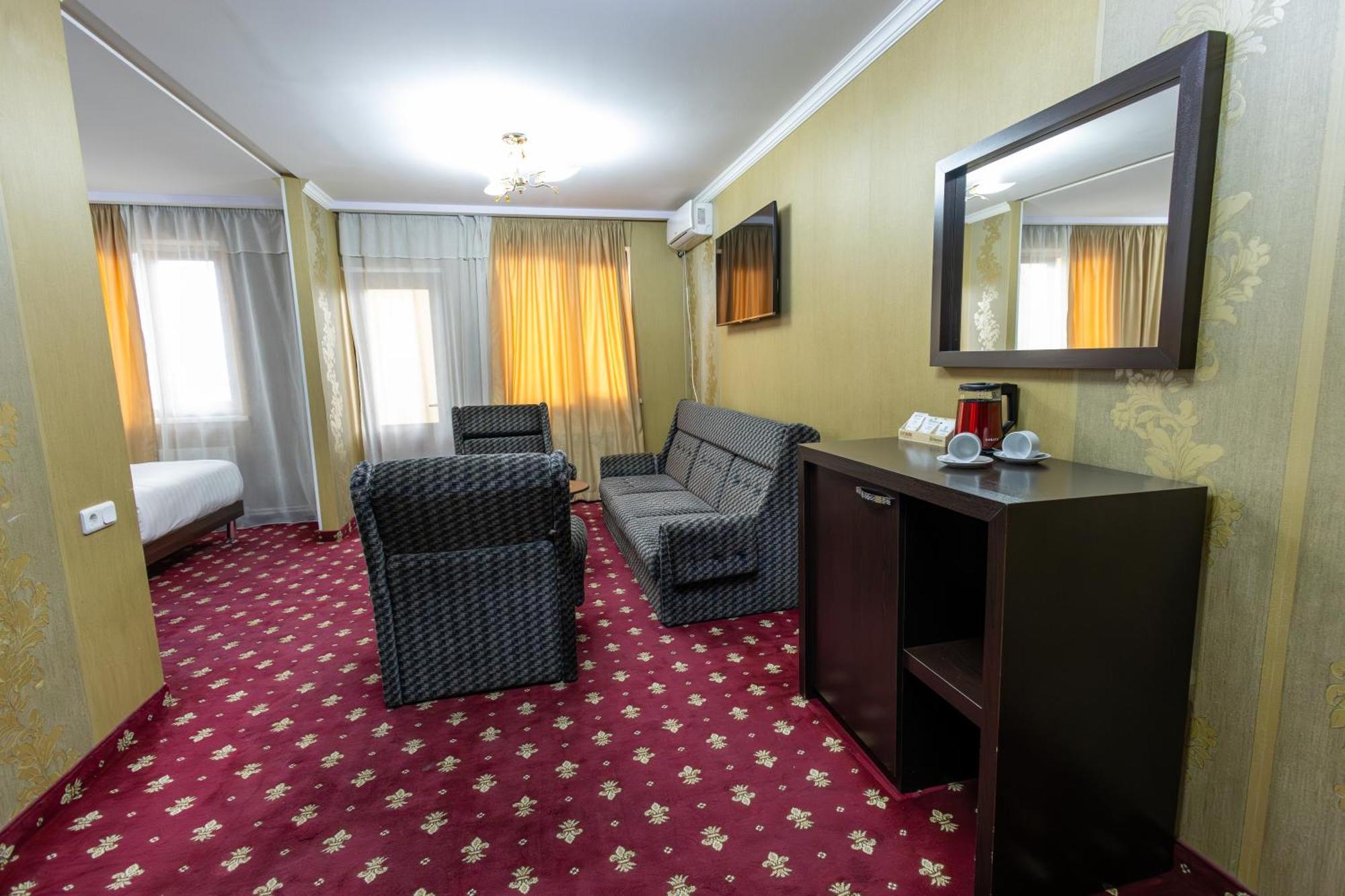 Gyumri Hotel Екстер'єр фото