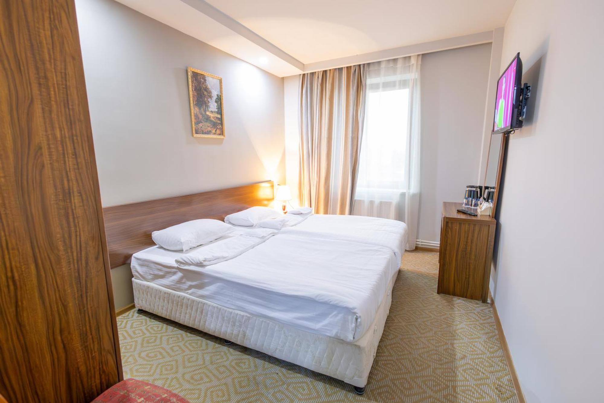 Gyumri Hotel Екстер'єр фото